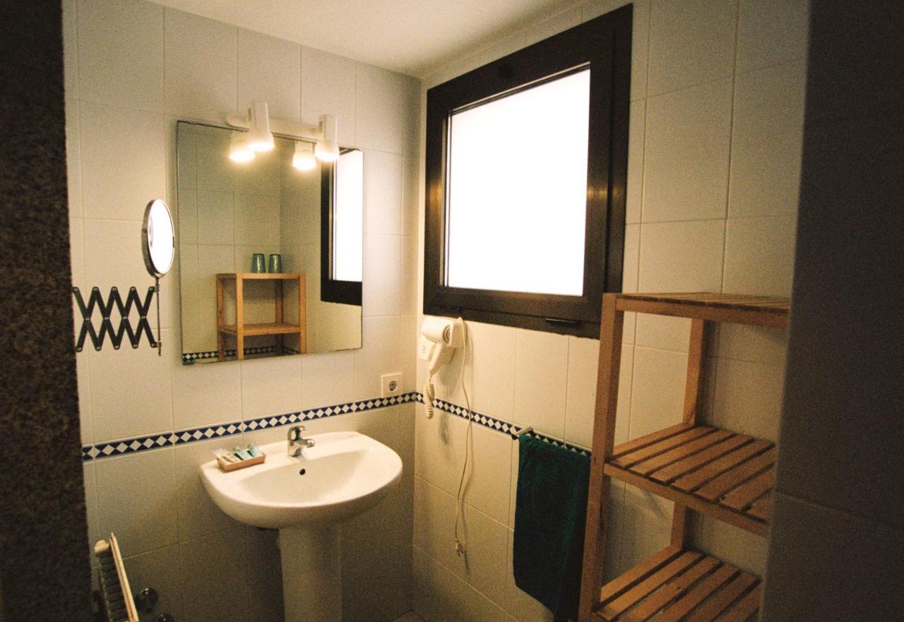 Hostal De L'Aigua Sant Llorenc de la Muga Εξωτερικό φωτογραφία